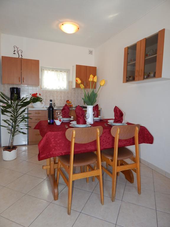 Apartment Strmac Labin  Zimmer foto